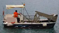 زوارق العمل للبيع