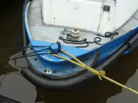 زورق دورية للبيع