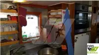 قوارب العمل للبيع