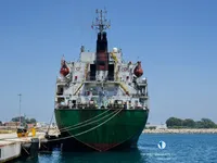 ناقلة نفط / مواد كيميائية للبيع