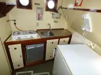 زوارق العمل للبيع