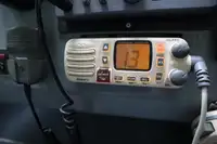 قوارب العمل للبيع