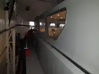 قوارب العمل للبيع