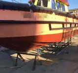 قارب طيار للبيع