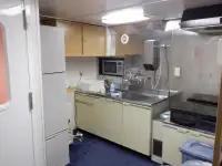 زورق دورية للبيع