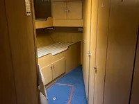 زورق دورية للبيع