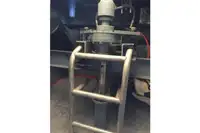 سفينة سياحية للبيع