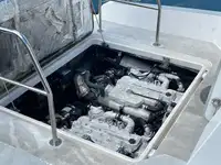 قارب طيار للبيع