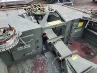 قوارب العمل للبيع