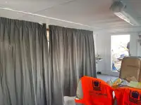 سفينة حاويات للبيع