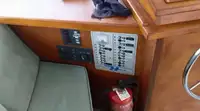 قارب طاقم للبيع