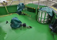 قوارب العمل للبيع