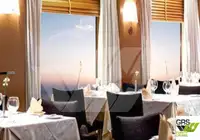 سفينة نقل بضائع بالمركبات (Ro-Ro) للبيع