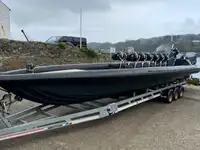 قارب مطاطي صلب للبيع