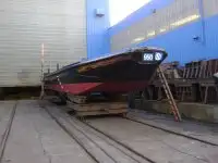 بارجة للبيع