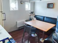 سفينة سحب للبيع