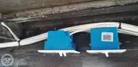 قارب مزدوج الهيكل للبيع