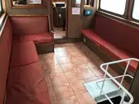 قوارب العمل للبيع