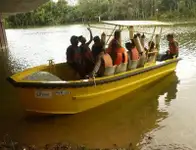 قوارب العمل للبيع