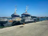 سفينة شحن للبيع