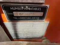 قوارب العمل للبيع