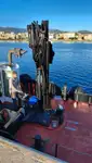 قوارب العمل للبيع