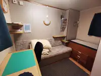 سفينة نقل بضائع بالمركبات (Ro-Ro) للبيع