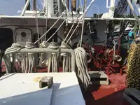 سفينة صيد بالجر للبيع
