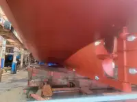 قوارب العمل للبيع