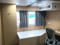 قارب مزدوج الهيكل للبيع