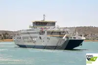 سفينة نقل بضائع بالمركبات (Ro-Ro) للبيع