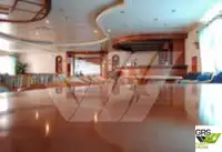 سفينة حاويات للبيع