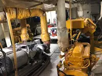 قوارب العمل للبيع