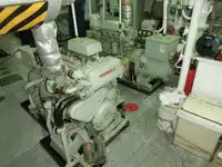زورق دورية للبيع
