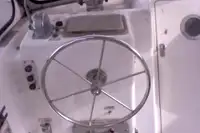 قارب طاقم للبيع