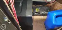 قارب مزدوج الهيكل للبيع
