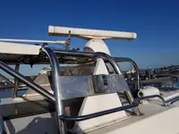 سفينة عبّارة للبيع