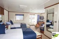 سفينة سياحية للبيع