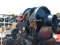 زورق السحب للبيع