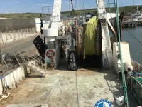 سفينة صيد بالجر للبيع
