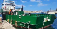 قوارب العمل للبيع