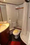 سفينة سياحية للبيع