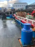 قوارب العمل للبيع