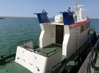 سفينة سحب للبيع