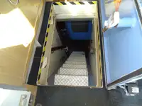 قوارب العمل للبيع