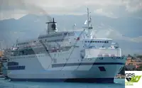 سفينة نقل بضائع بالمركبات (Ro-Ro) للبيع