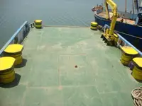 قارب طاقم للبيع