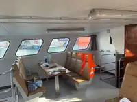 سفينة حاويات للبيع