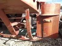 قوارب العمل للبيع