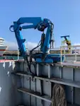 قوارب العمل للبيع